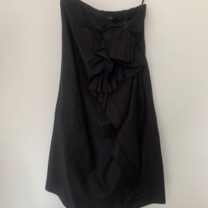 Plastic island tube top dress